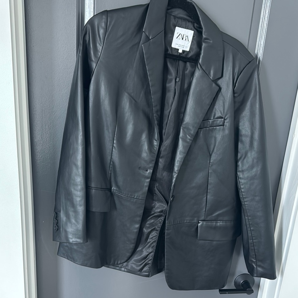 Zara Sleek Black Leather Jacket